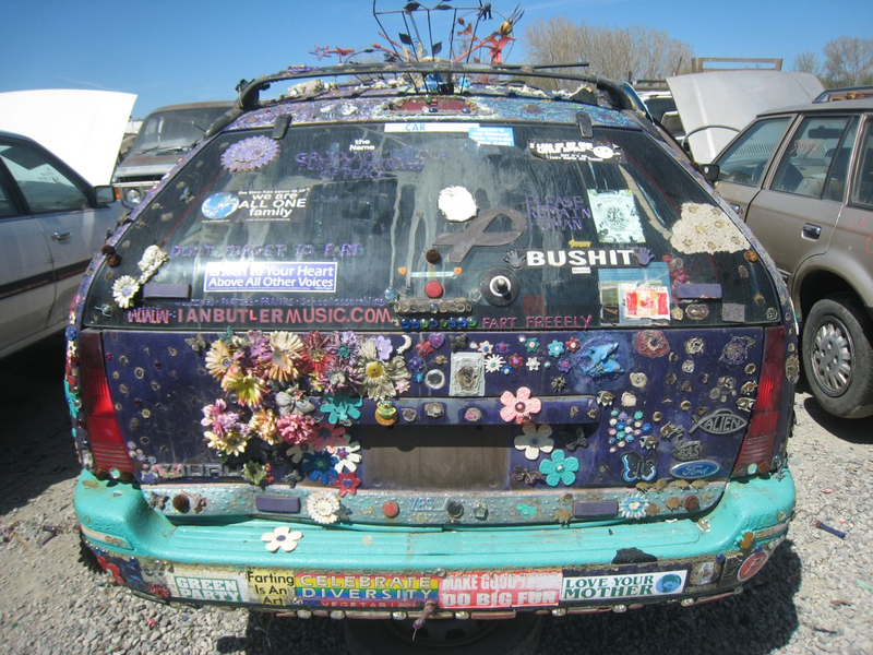 Illustration for article titled Groovalicious Purple Princess Of Peace Art Car Falls On Hard Times, Faces Crusher